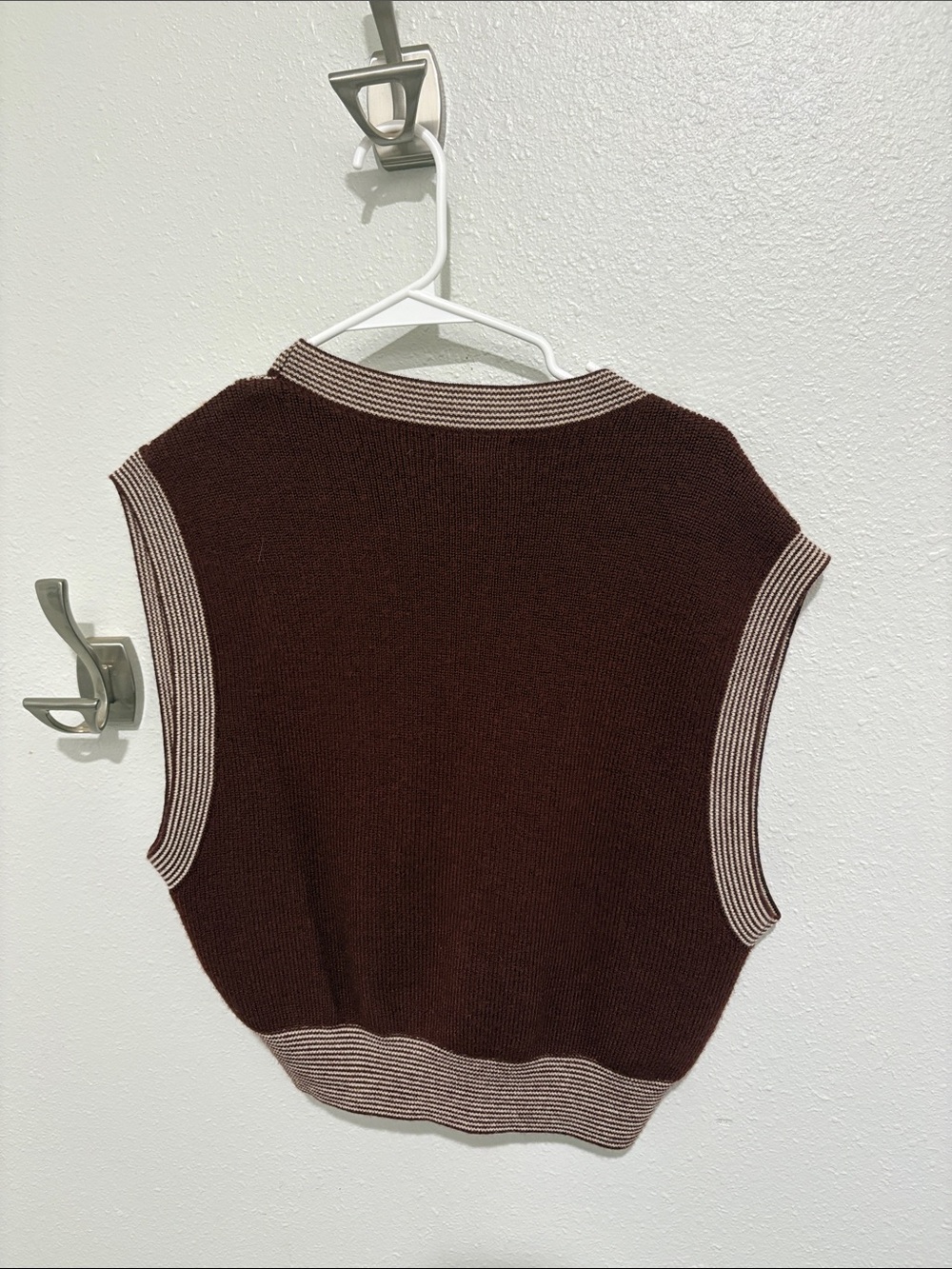 Urban Revivo Brown & Cream Patterned Knit Vest - Picture 5 of 5